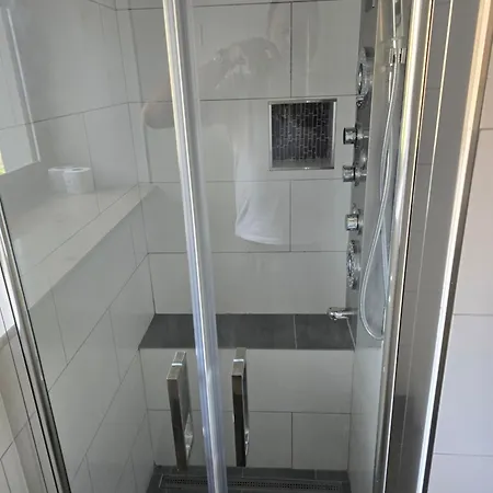 Guest house Zur Rose Untereschenbach